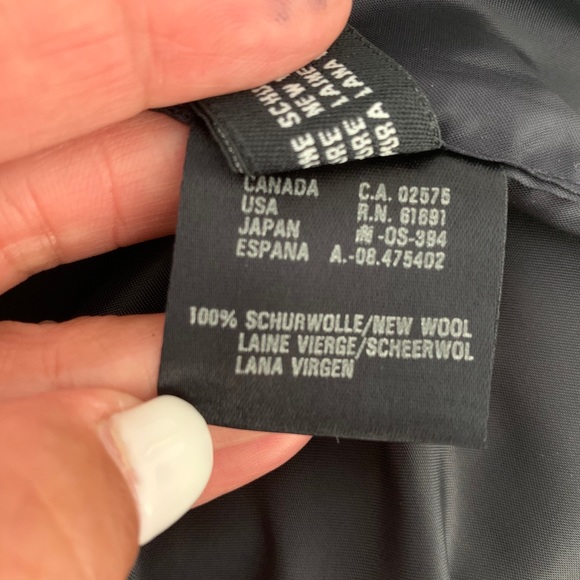 Escada Wool black Vest size 4 (34) - Picture 10 of 11